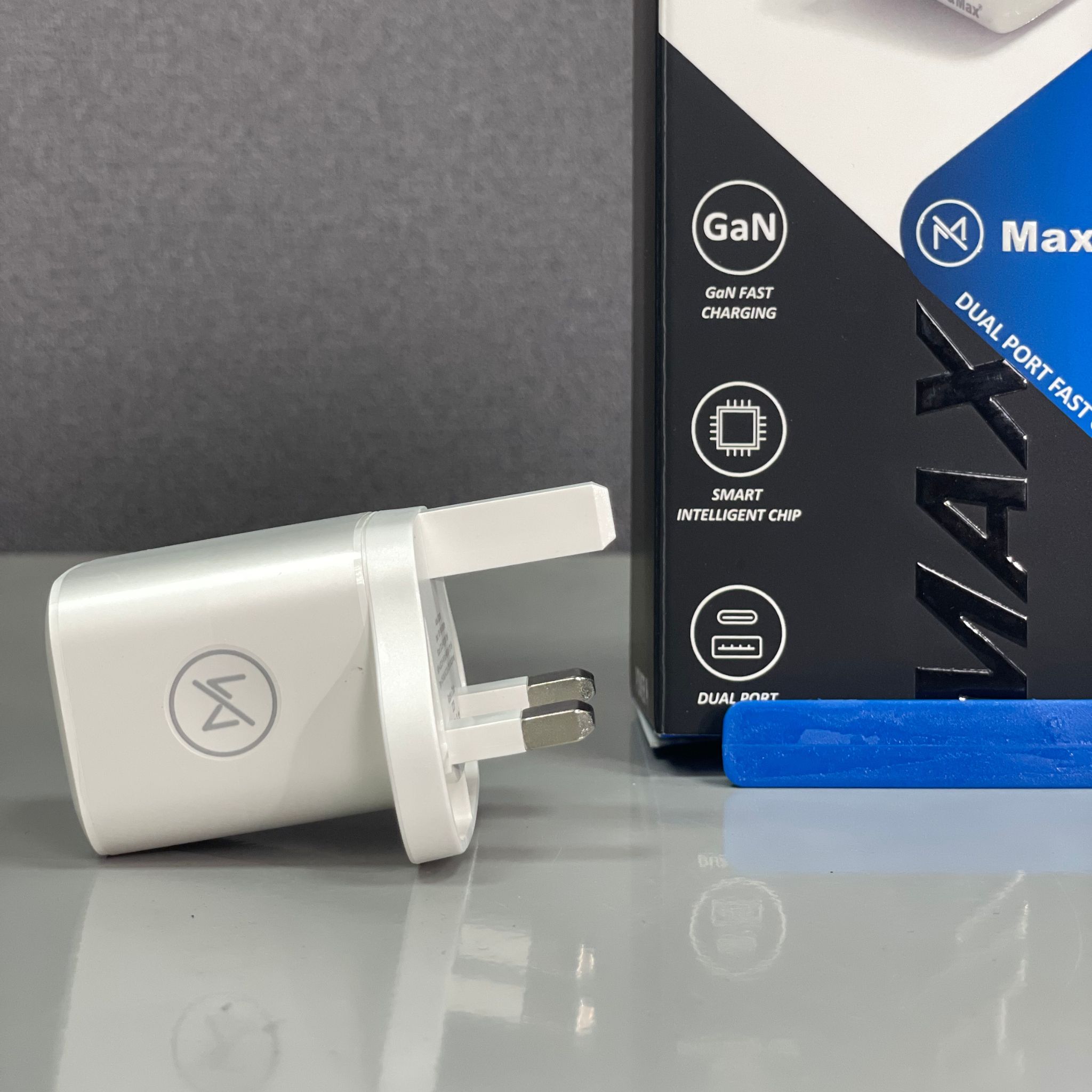 Củ sạc 2 cổng 20W GaN - Max & Max